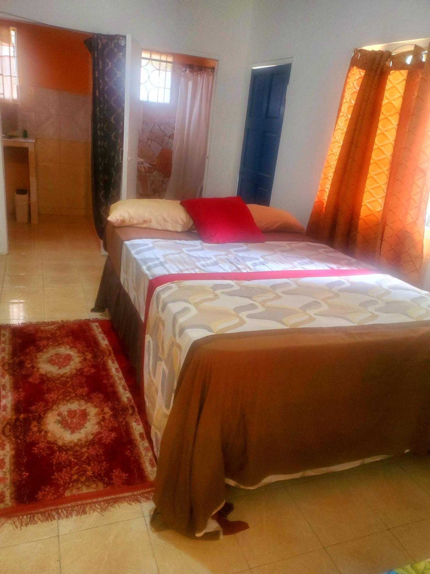 Fay Guest House Negril Oda fotoğraf