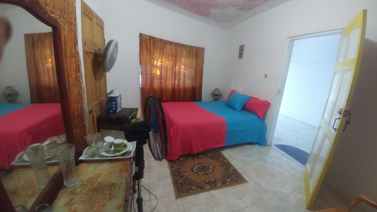 Fay Guest House Negril Dış mekan fotoğraf